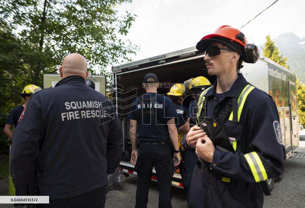Dryden Creek Wildfire - Canada