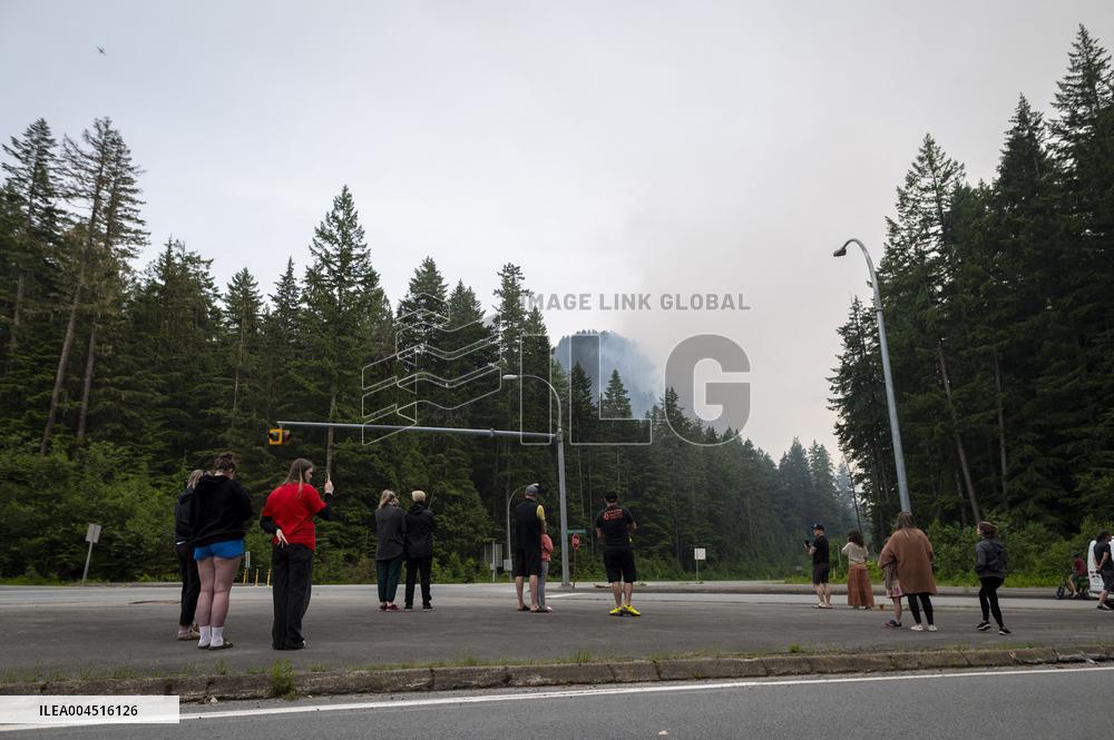Dryden Creek Wildfire - Canada