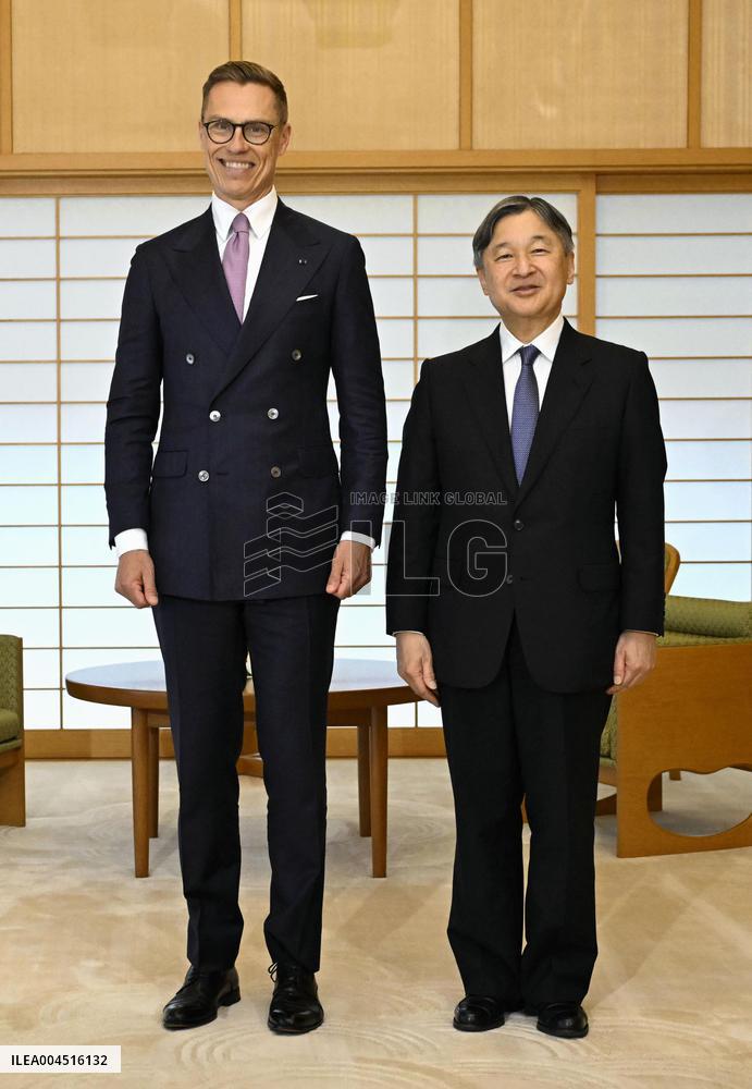Emperor meets with Finnish president