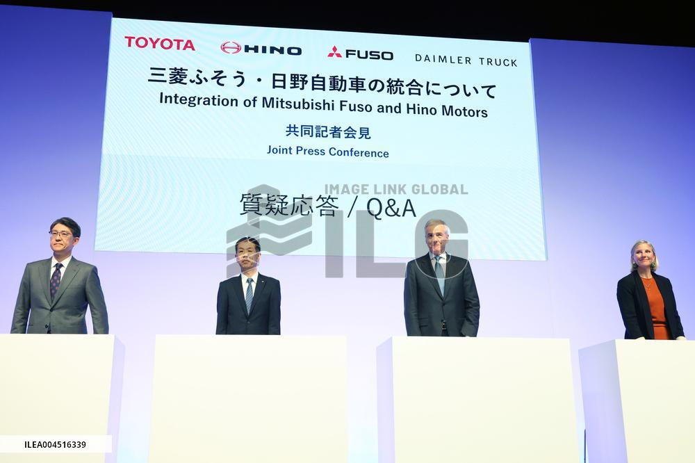 Press Conference on the Business Integration of Mitsubishi Fuso and Hino Motors
