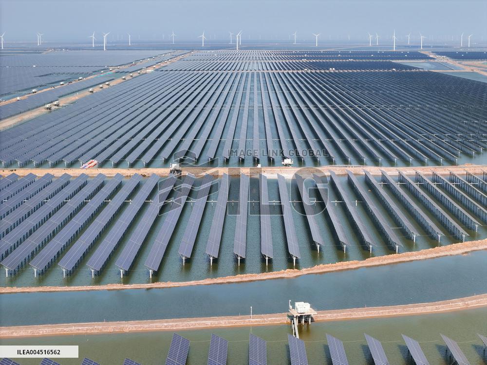 Scale of Wind And Photovoltaic Installed Capacity in China
