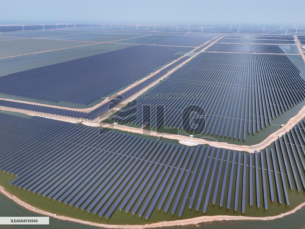Scale of Wind And Photovoltaic Installed Capacity in China