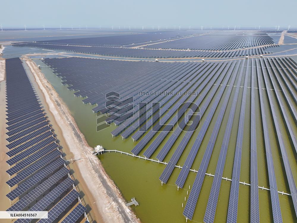 Scale of Wind And Photovoltaic Installed Capacity in China