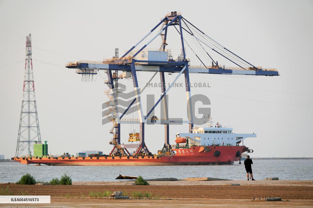 Large Container Quay Crane