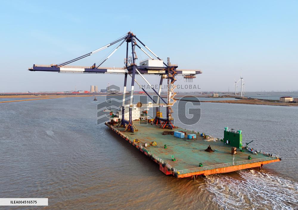 Large Container Quay Crane