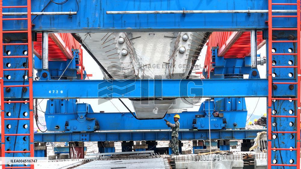 Houhai Cross-sea Special Bridge Construction