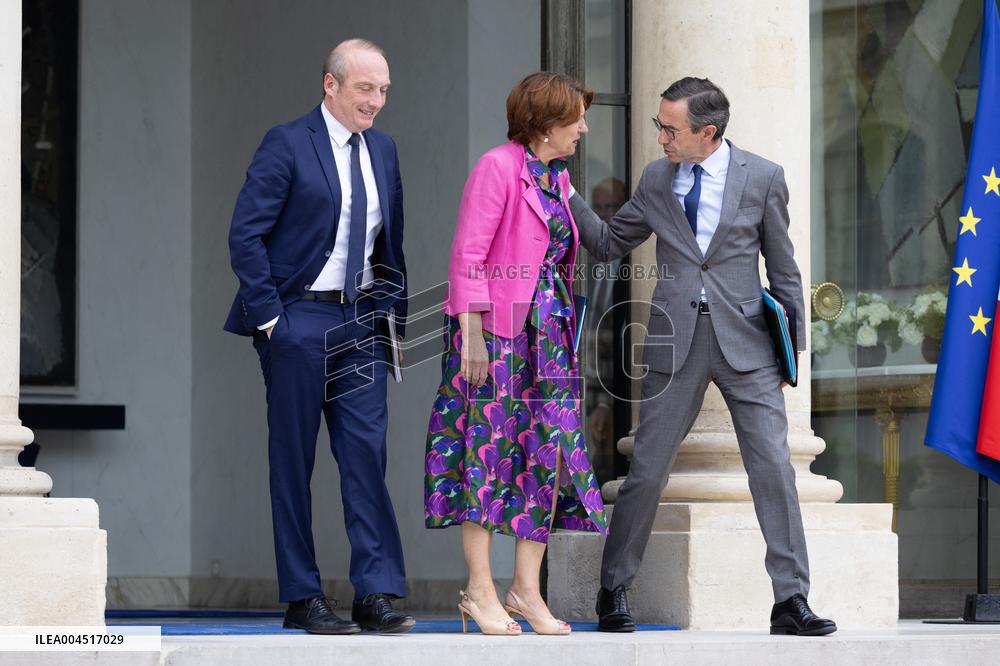 Weekly cabinet meeting - Paris