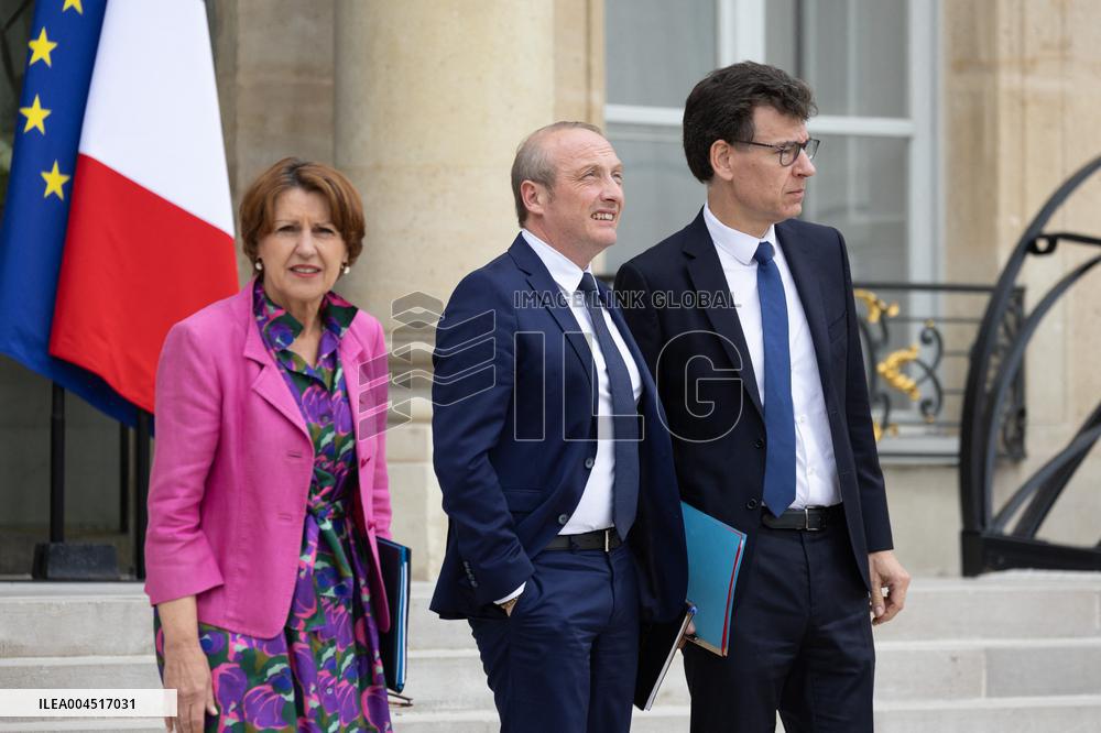 Weekly cabinet meeting - Paris