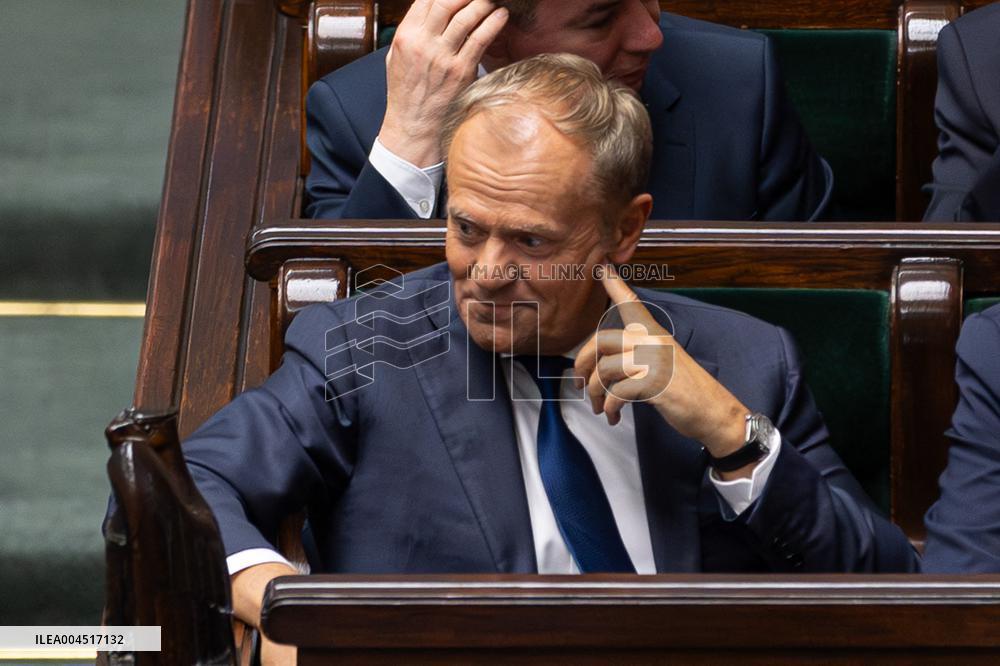 Vote of Confidence to Polish Government - Warsaw