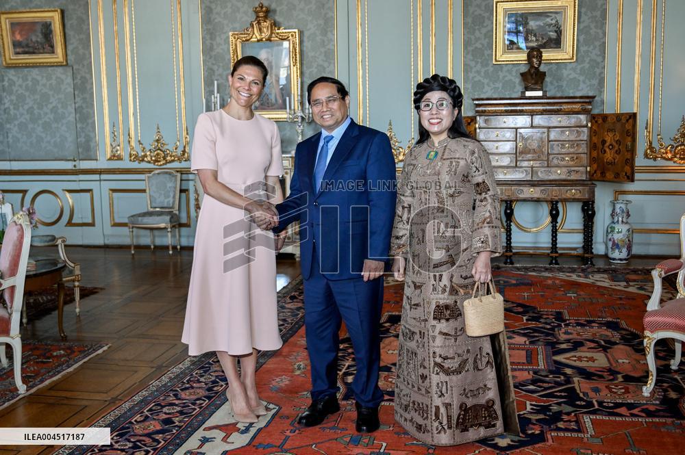 CROWN PRINCESS RECEIVES VIETNAM'S PRIME MINISTER