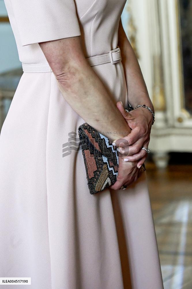 CROWN PRINCESS RECEIVES VIETNAM'S PRIME MINISTER