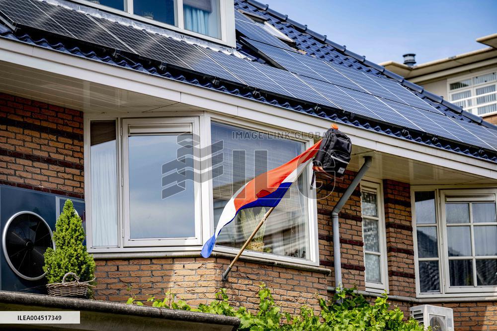 Final Exam Results Awaited by 200 000 Pupils - Netherlands