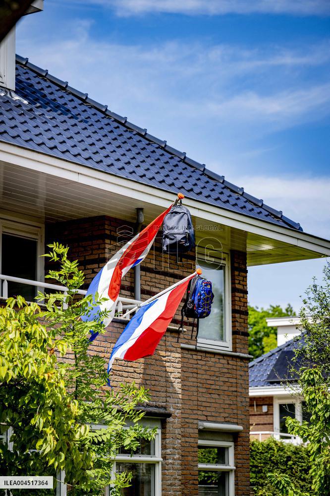 Final Exam Results Awaited by 200 000 Pupils - Netherlands