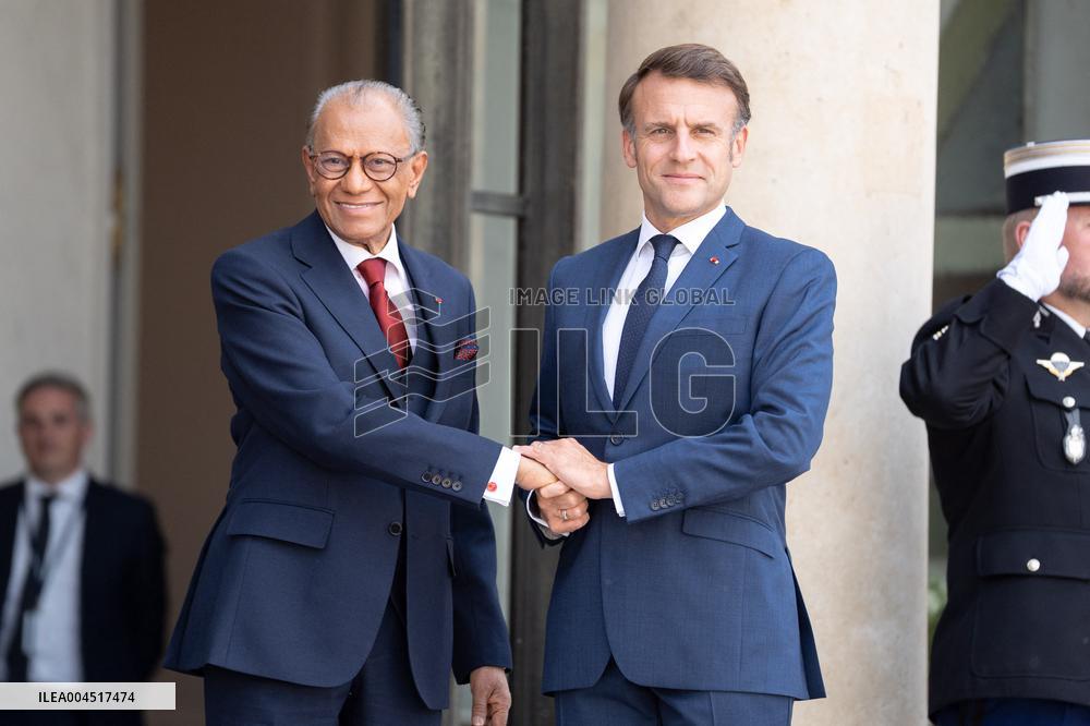 Emmanuel Macron welcomes Mauritian Prime Minister Navinchandra Ramgoolam - Paris AJ