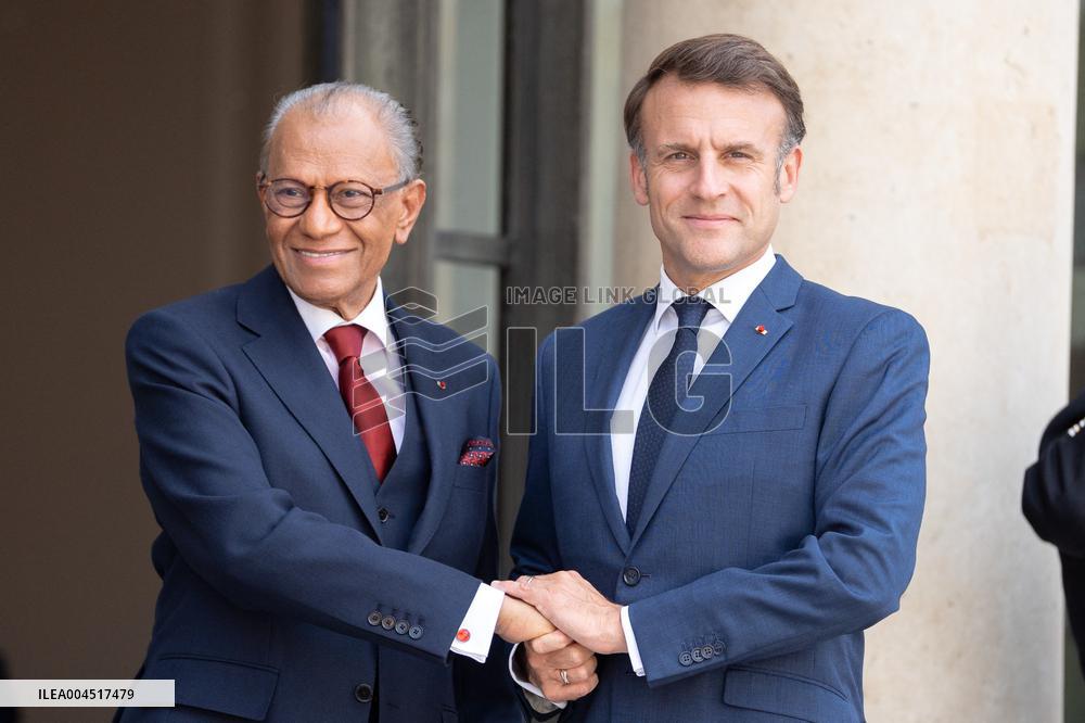 Emmanuel Macron welcomes Mauritian Prime Minister Navinchandra Ramgoolam - Paris AJ