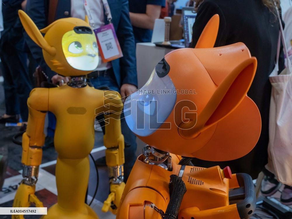 Mirokai, Humanoid Robot At Vivatech - Paris