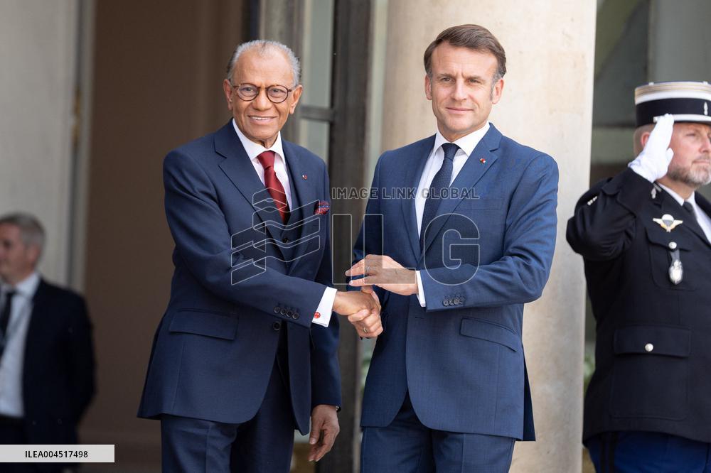 Emmanuel Macron welcomes Mauritian Prime Minister Navinchandra Ramgoolam - Paris AJ