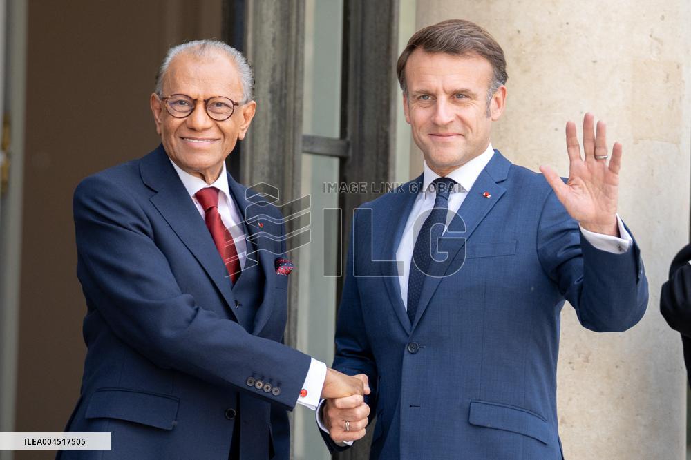 Emmanuel Macron welcomes Mauritian Prime Minister Navinchandra Ramgoolam - Paris AJ