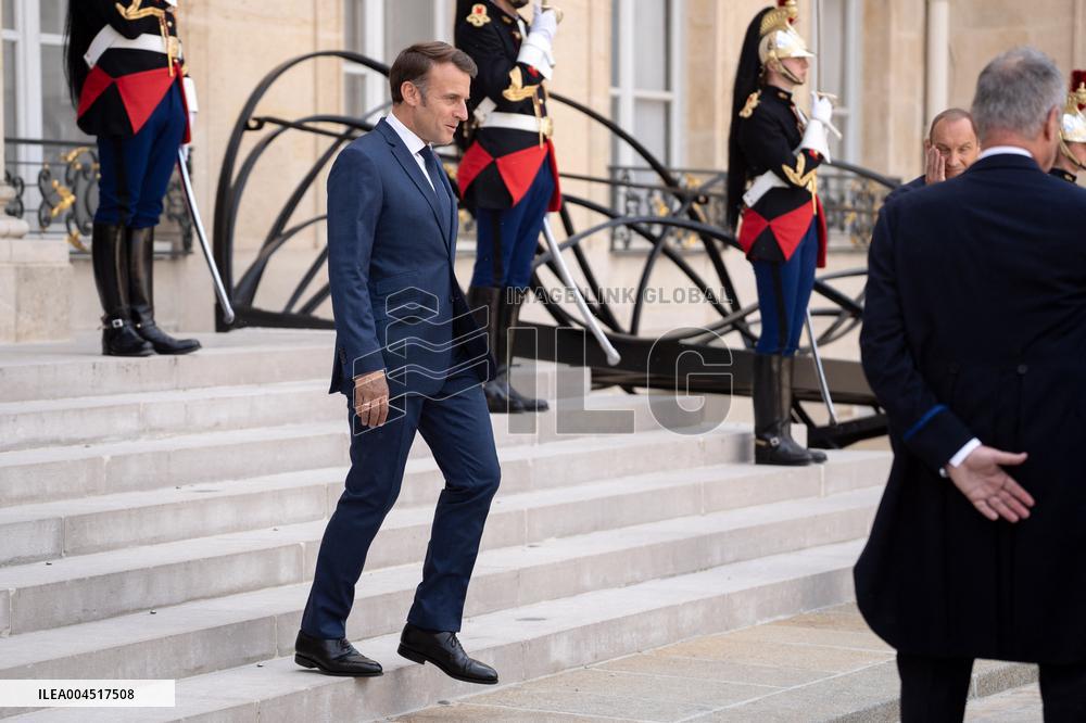 Emmanuel Macron welcomes Mauritian Prime Minister Navinchandra Ramgoolam - Paris AJ