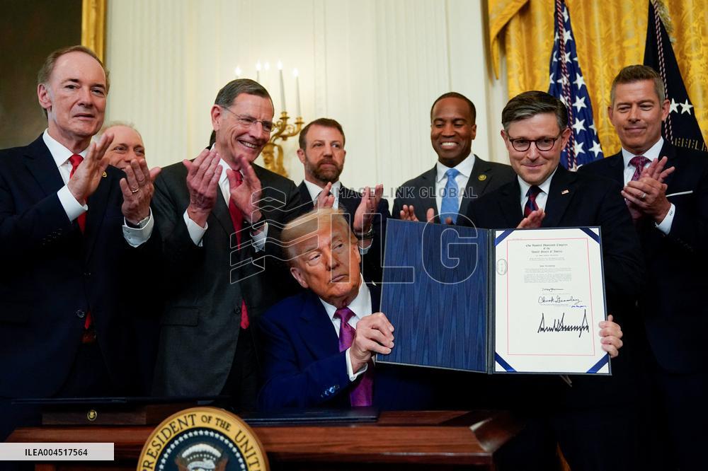Trump During a Bill Signing Ceremony - Washington