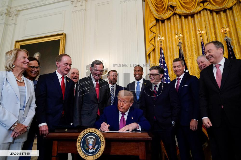 Trump During a Bill Signing Ceremony - Washington