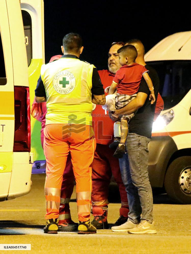 Humanitarian Flight Arrives from Gaza - Milan