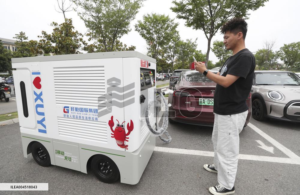 Mobile Charging Robot
