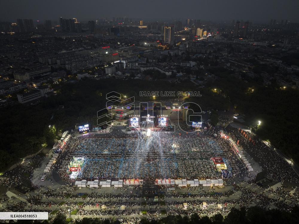 Summer Cuisine Consumption Night Economy