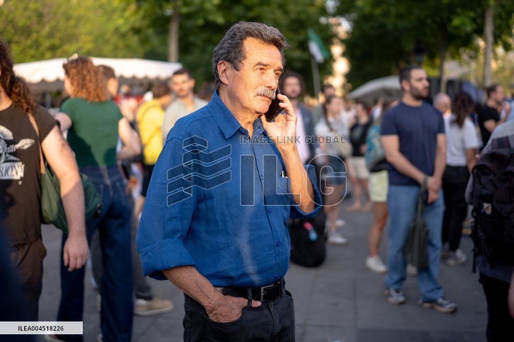 Rima Hassan at the Place de la Republique - Paris AJ