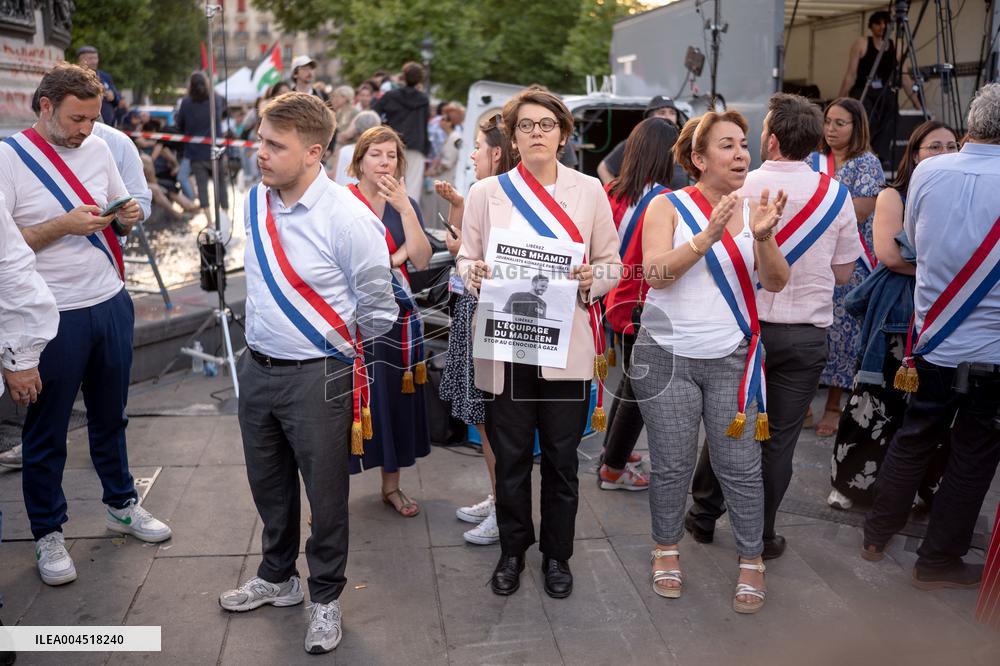 Rima Hassan at the Place de la Republique - Paris AJ