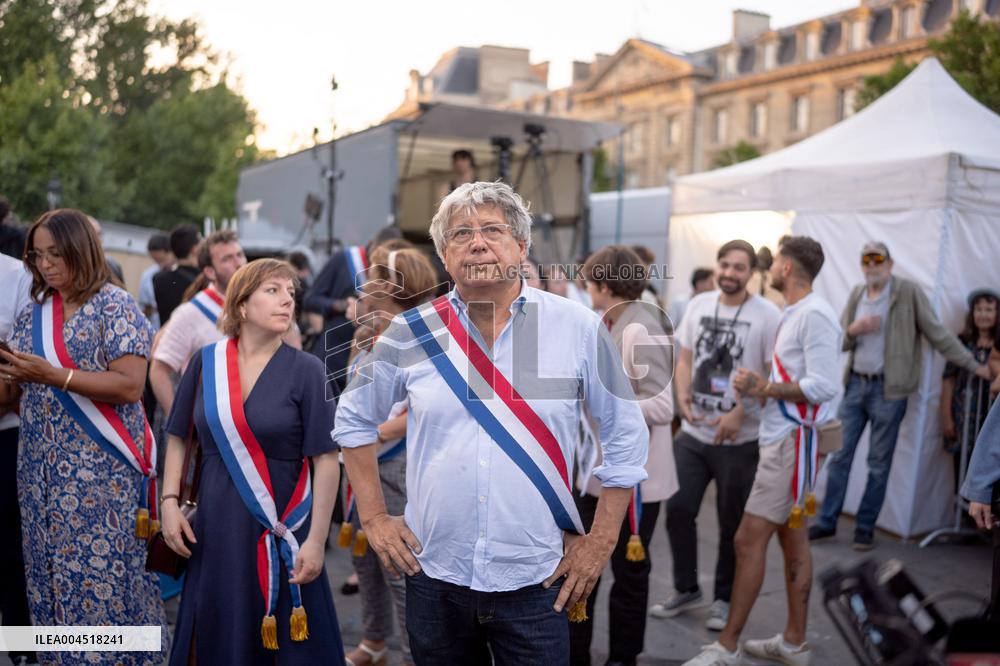 Rima Hassan at the Place de la Republique - Paris AJ
