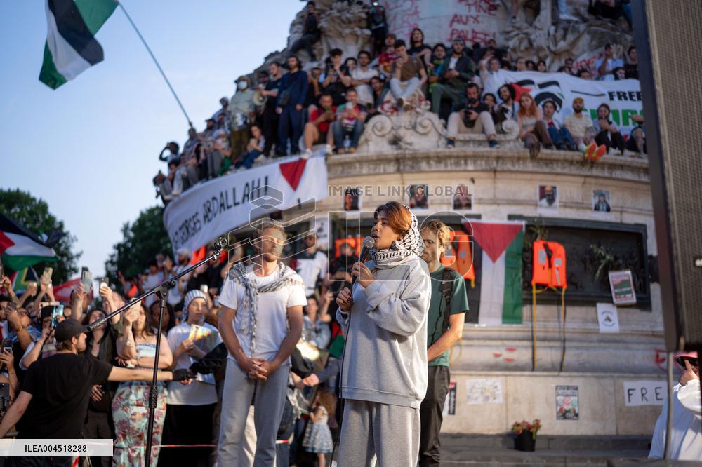 Rima Hassan at the Place de la Republique - Paris AJ