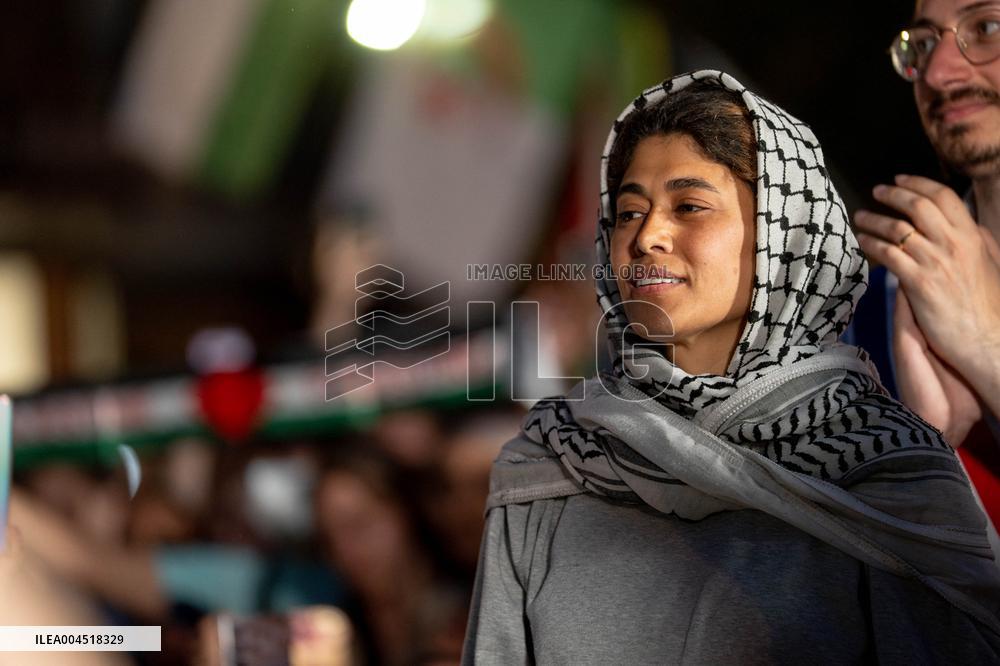 Rima Hassan at the Place de la Republique - Paris AJ
