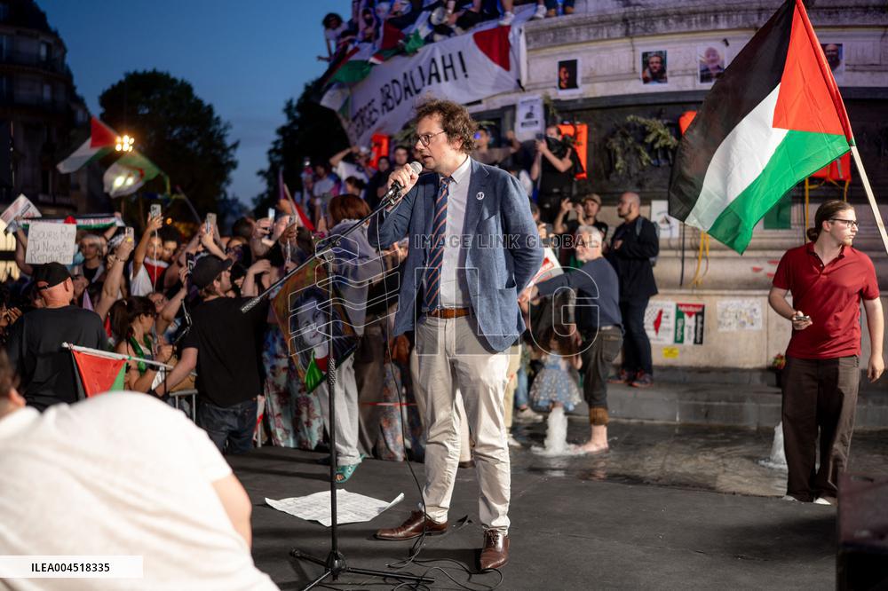 Rima Hassan at the Place de la Republique - Paris AJ