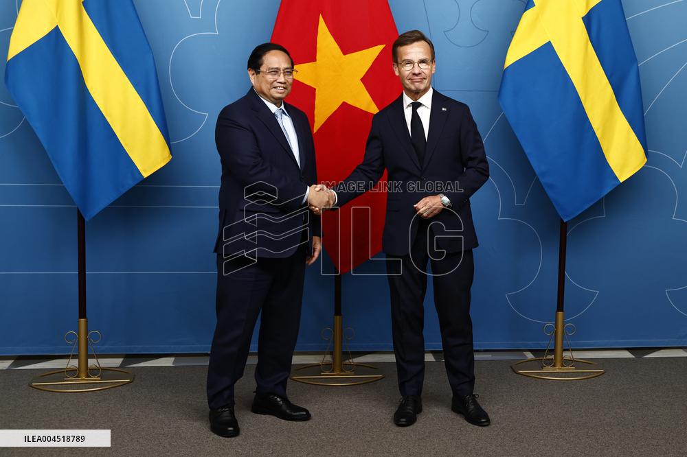 PRIME MINISTERS VIETNAM SWEDEN