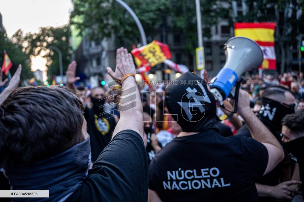 Europa Press - Protest Against Sanchez at PSOE HQ - Madrid
