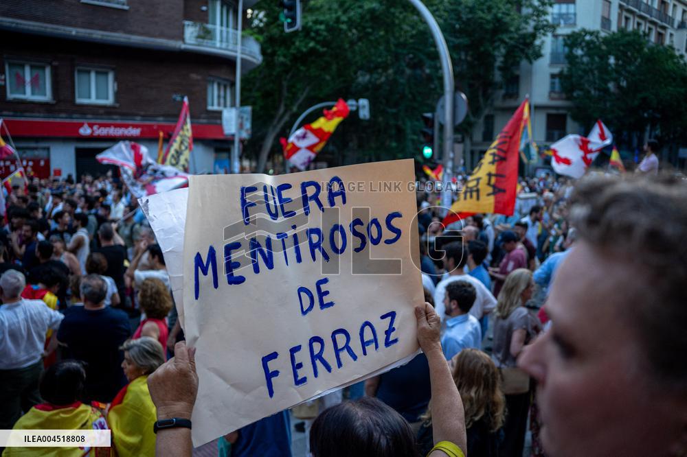 Europa Press - Protest Against Sanchez at PSOE HQ - Madrid