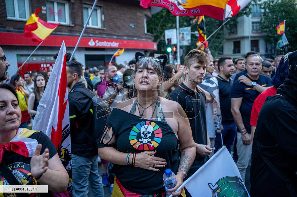 Europa Press - Protest Against Sanchez at PSOE HQ - Madrid