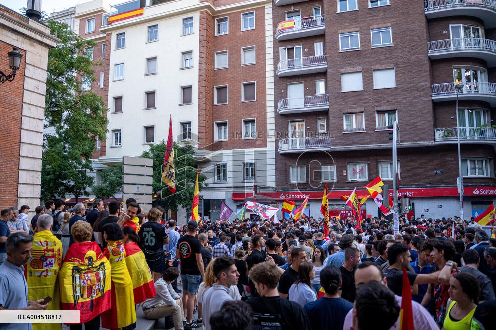 Europa Press - Protest Against Sanchez at PSOE HQ - Madrid
