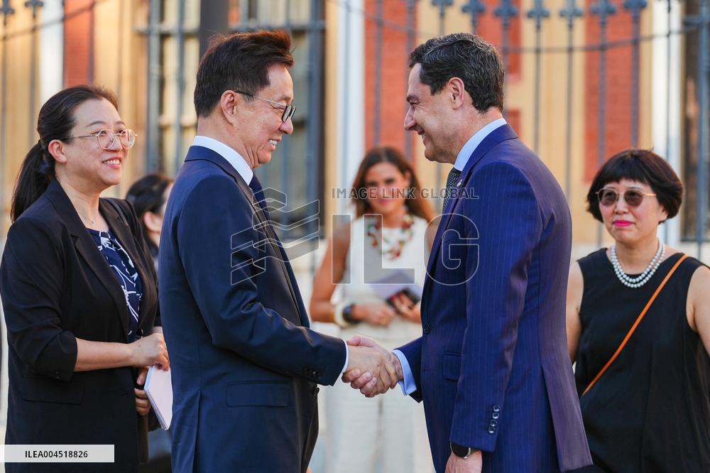 Juanma Moreno Receives The Vice-President of China Han Zheng - Seville