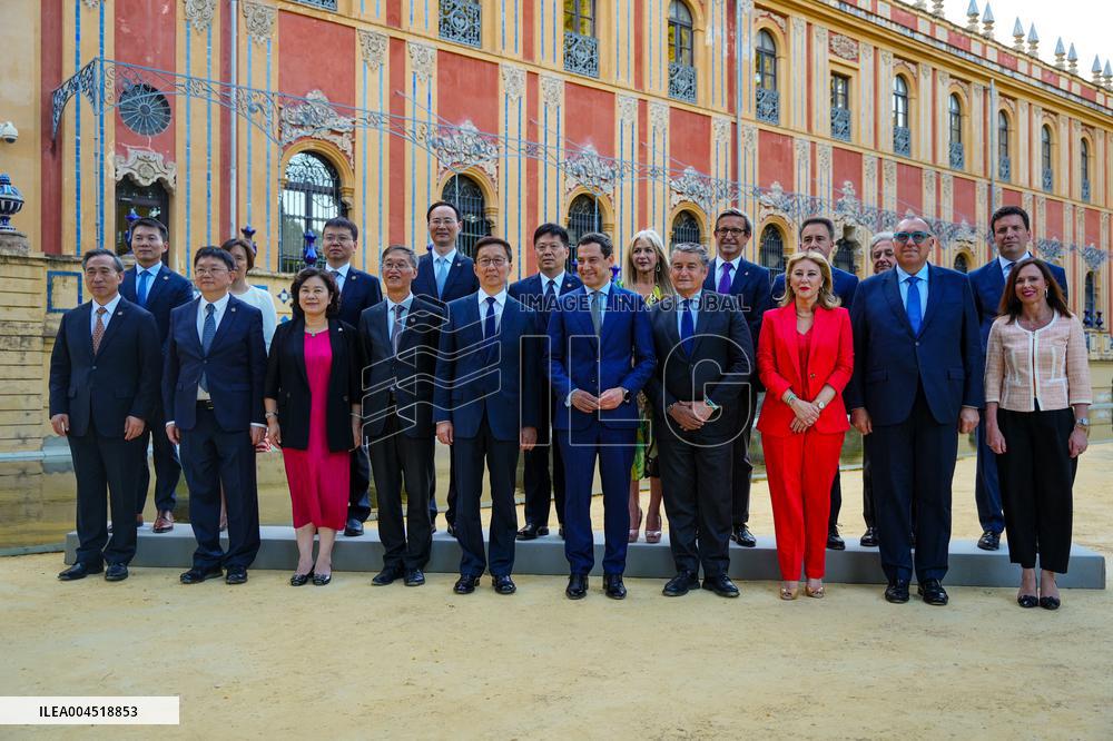 Juanma Moreno Receives The Vice-President of China Han Zheng - Seville