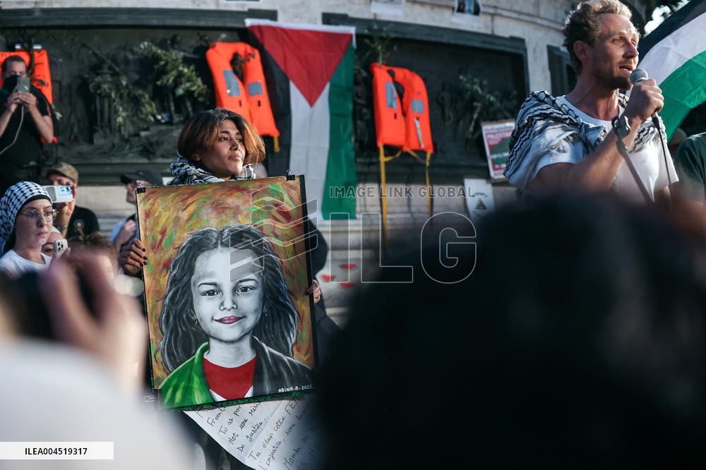Rima Hassan at the Place de la Republique - Paris