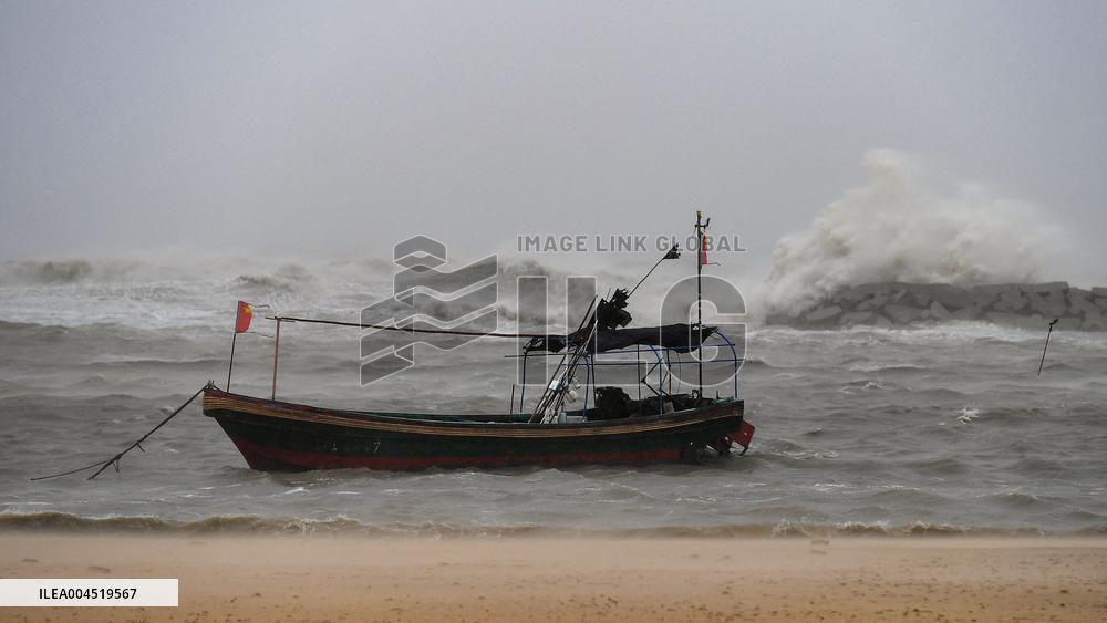 Typhoon Wutip Hits Hainan - China