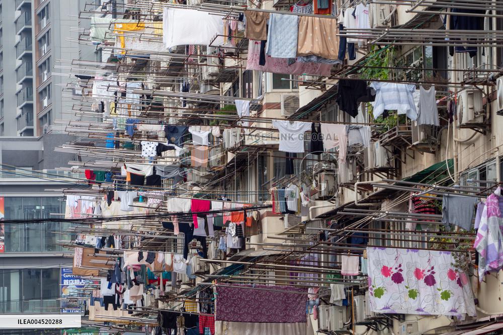 Residents Dry Clothes in Shanghai