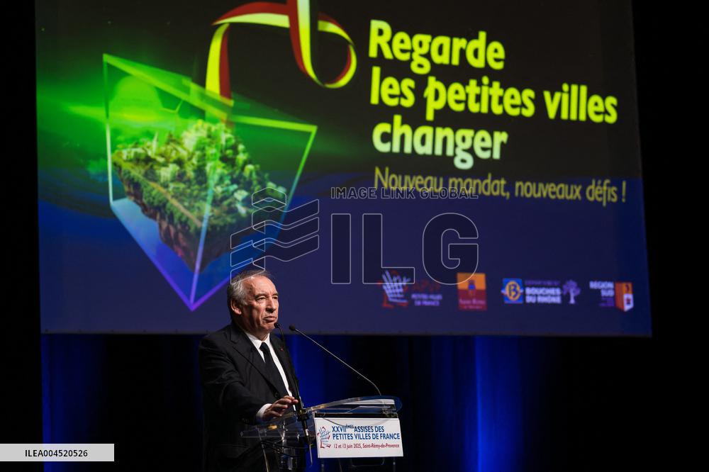 Bayrou at 27th Assises des Petites Villes de France - Saint-Remy de Provence