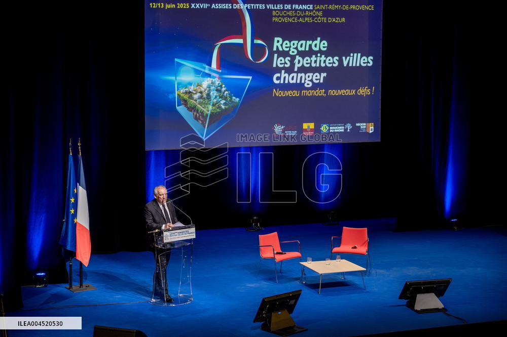 Bayrou at 27th Assises des Petites Villes de France - Saint-Remy de Provence