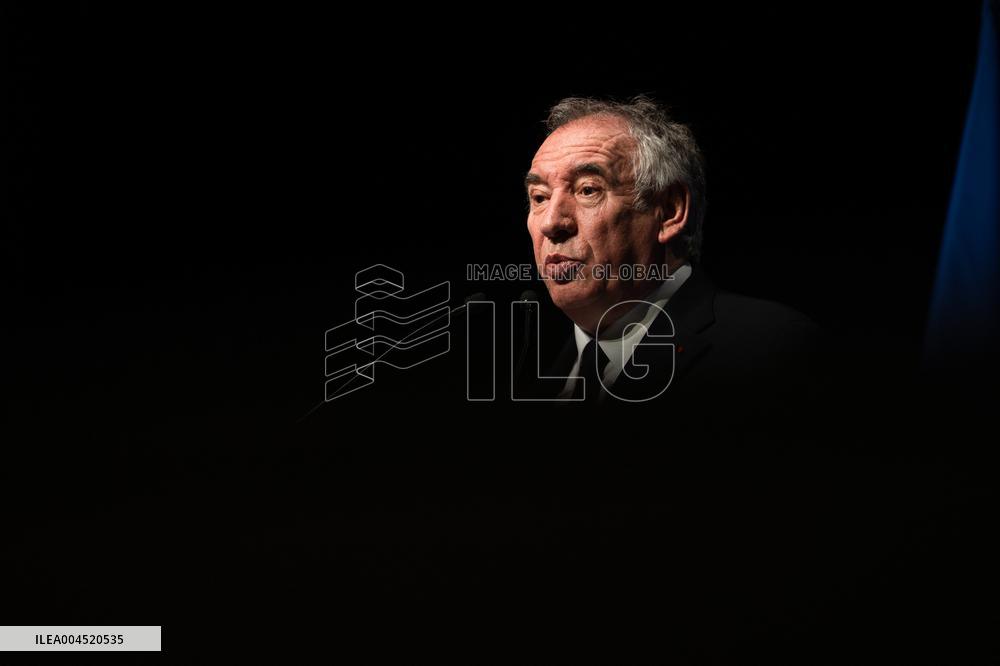 Bayrou at 27th Assises des Petites Villes de France - Saint-Remy de Provence