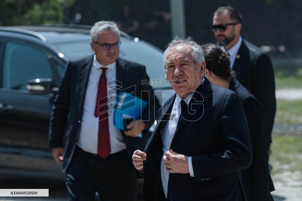 Bayrou at 27th Assises des Petites Villes de France - Saint-Remy de Provence