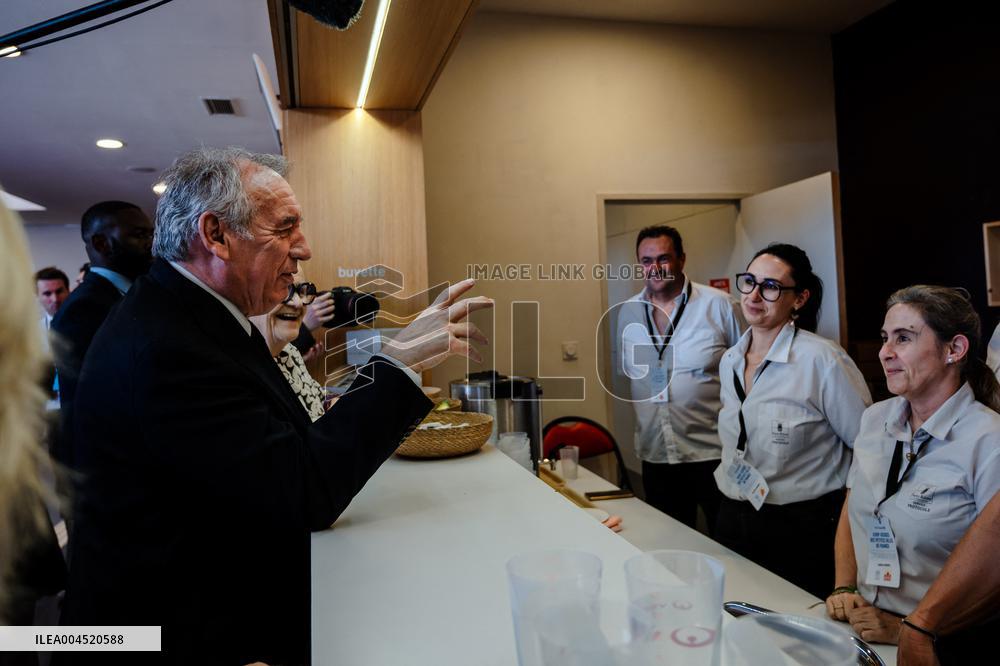 Bayrou at 27th Assises des Petites Villes de France - Saint-Remy de Provence