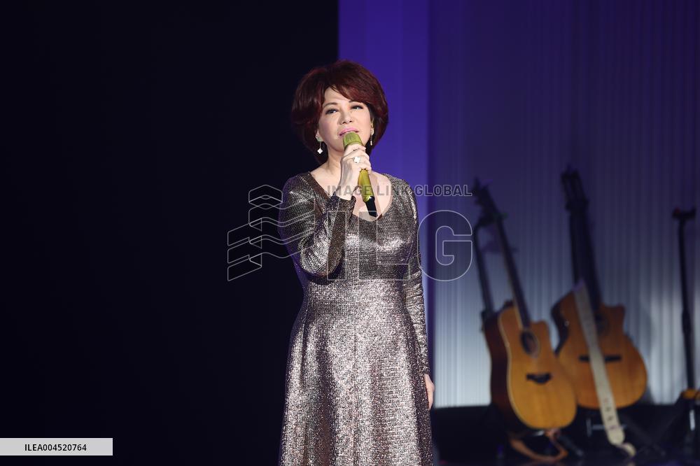 Singer Tsai Chin